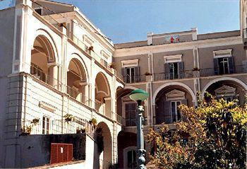 La Culla - Suore Oblate Del Bambin Gesu Sant'Agnello Exterior foto